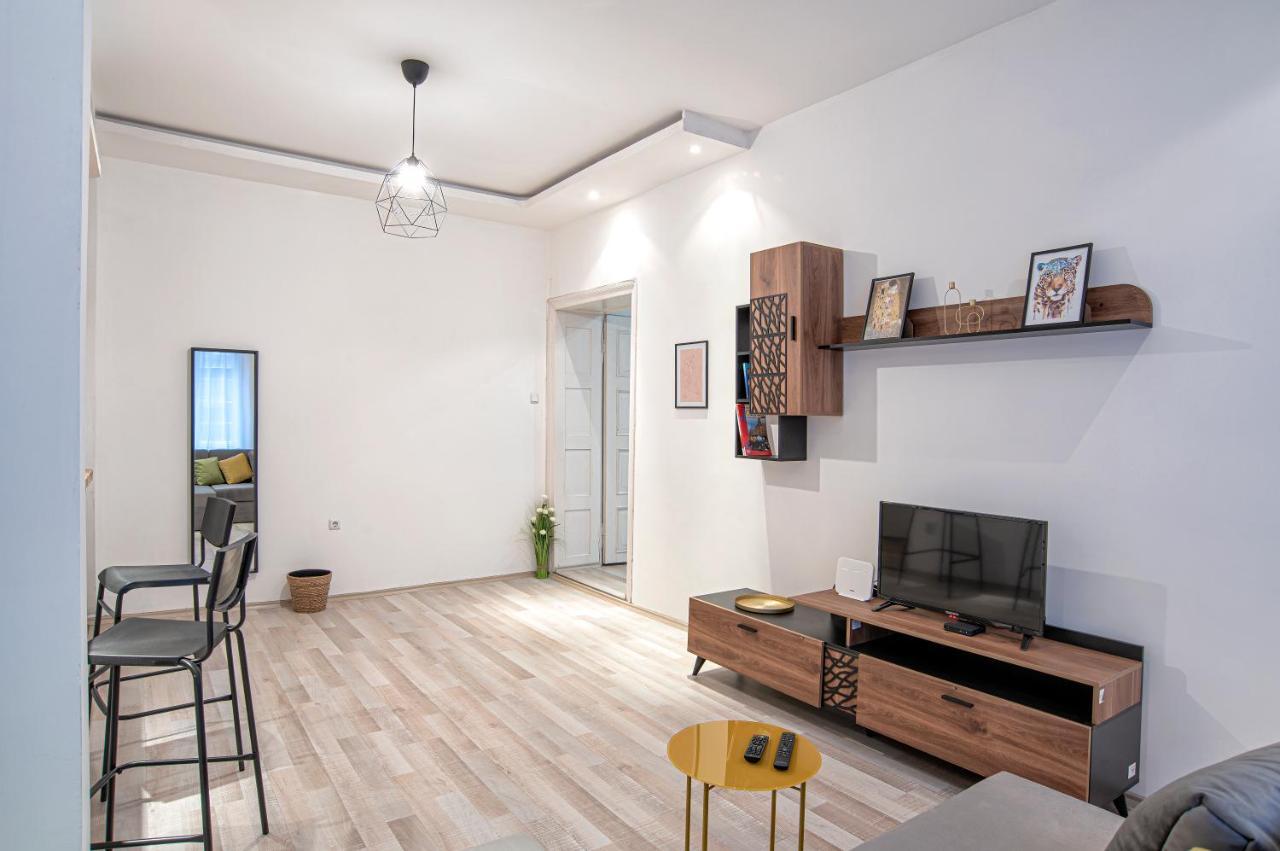 Bilyana'S 1 Bedroom Central Apartment 索菲亞 外观 照片